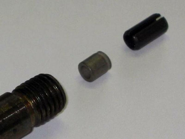 Kayaba - Kayaba Rod Needle Seat 120370000101
