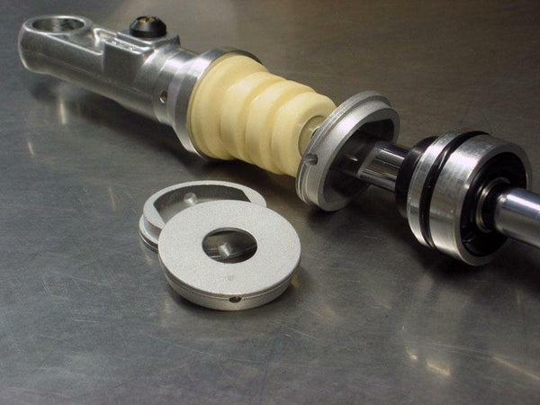 Kayaba - 46mm shock absorber cylinder cover 120334600101