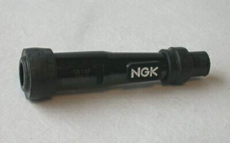 Капачка за свещи на NGK - SD10F