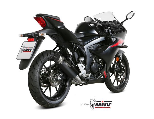 MIVV GP PRO Full Exhaust System monterad på Suzuki GSX-S 125 S.055.LXBP, visad bakifrån i svart design. Perfekt för tuning och prestandaoptimering.