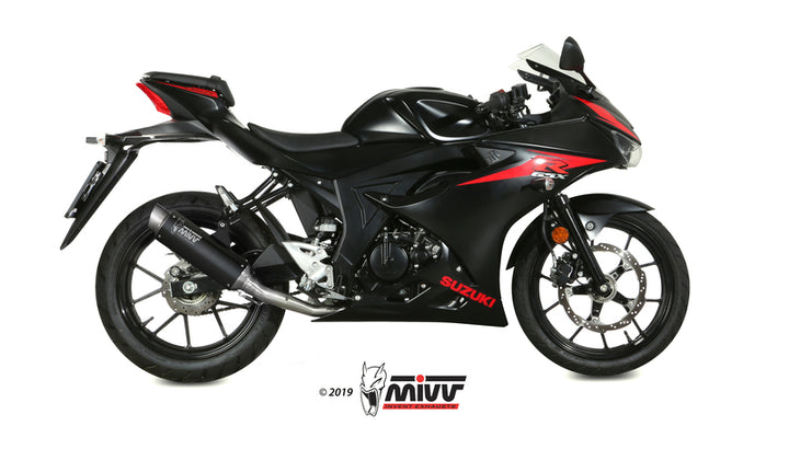 Sidovy av Suzuki GSX-S 125 med MIVV GP PRO Full Exhaust System S.055.LXBP installerat. Sportigt avgassystem för förbättrad körprestanda.
