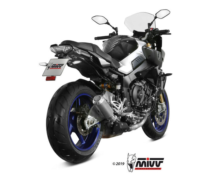 MIVV MK3 rostfri ljuddämpare monterad på Yamaha MT-10 Y.057.LM3X, visar sportig bakdel och förbättrad avgassystemdesign.