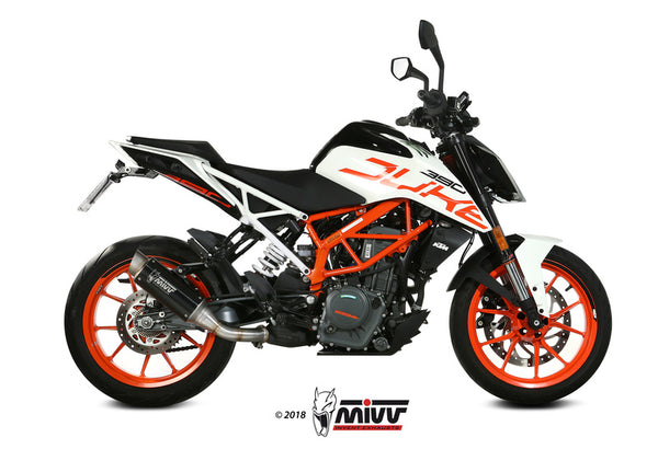 MIVV GP Pro Black Stainless Steel monterad på KTM Duke 125/390 00.73.KT.019.LXBP, sportig avgassystem för motorcykelprestanda.