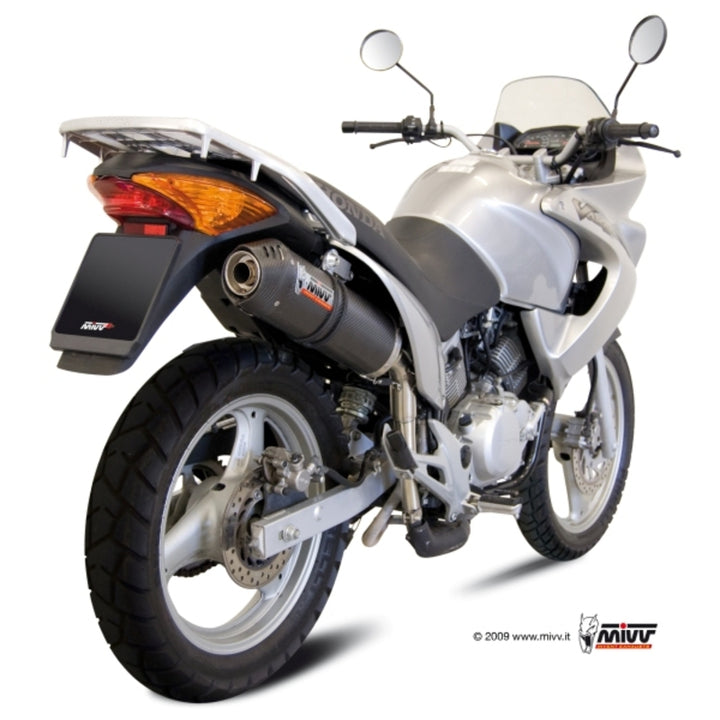 MIVV Oval Carbon Cap Slip-On Carbon monterad på Honda XL125 Varadero, visad bakifrån med fokus på avgassystemet. Perfekt reservdel inom ACC. EXHAUST.
