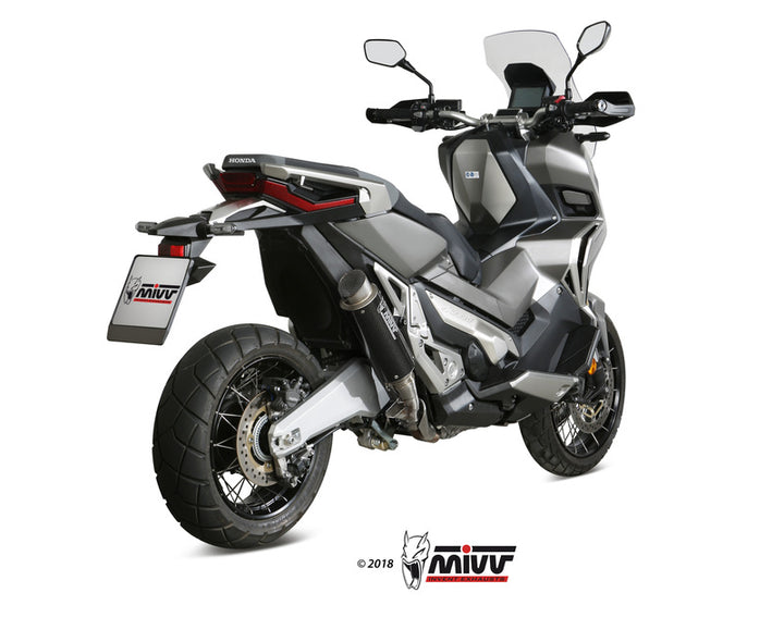 MIVV GP Pro Silencer installerad på Honda X-ADV 750 H.066.L2P, visad bakifrån i e-handelskategori för avgassystem och tillbehör.