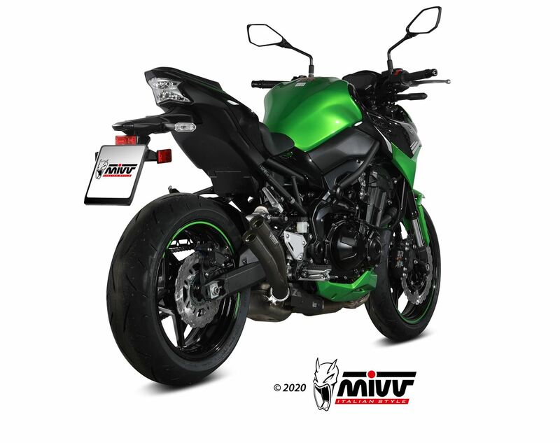 MIVV Double Gun Silencer Steel Black på Kawasaki Z900 K.052.SDGB, bakifrån. Stilren avgassystemlösning för motorcykeltillbehör.