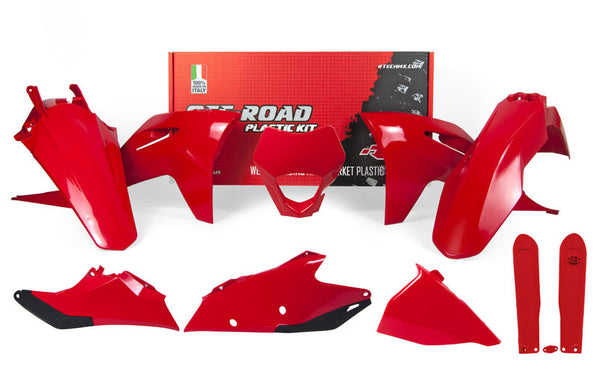 Пластмасов комплект Racetech Plastic-7 Черни/червени до газ R-Kit Gas-RG0-621
