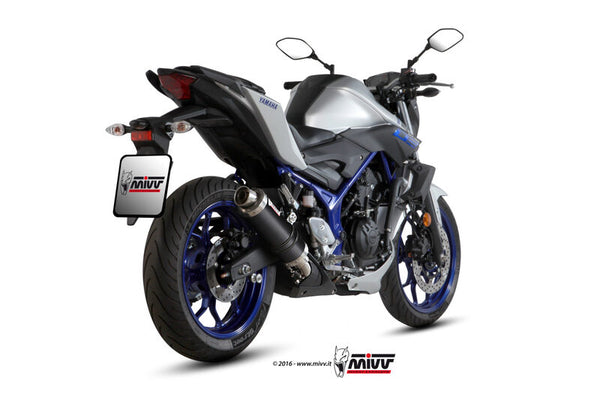 MIVV GP Silencer Y.055.L2S monterad på Yamaha motorcykel, bakifrån med fokus på avgassystemet. Perfekt reservdel inom ACC. EXHAUST.