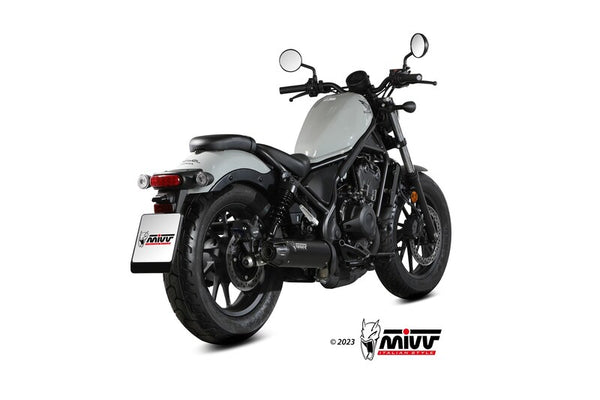 MIVV HR-1 Silencer H.091.LH1BG monterad på motorcykel bakifrån, visar sportig design och passform för reservdelar inom fordonstillbehör.