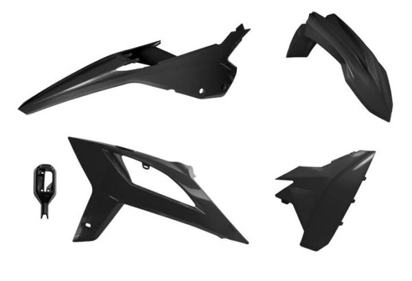 Пластмасов комплект Racetech 4 части черно до бета (R-Kitbet-NR0-520)
