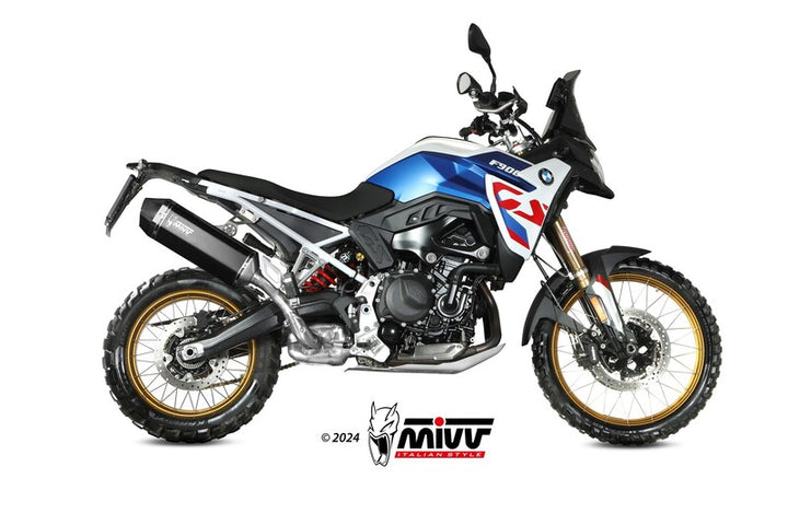 MIVV Speed Edge Silencer B.043.LRB installerad på en BMW F 750 GS, visad från sidan med fokus på avgassystemet och motorcykelns terrängstil.