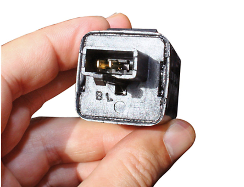 Shin Yo Flasher Relay, Electronic 12 V, тесен 3-посочен щепсел с 2 пина 208-018
