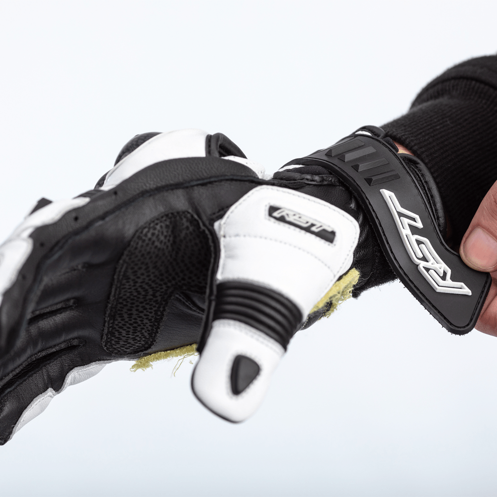 Rst sport mc-gloves tractech evo 4 късо бяло