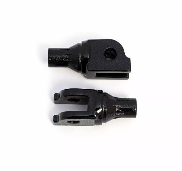 Kuryakyn Peg Drive Adapter M8 BK KUR8948